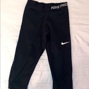 Nike Pro Black Girl’s Leggings